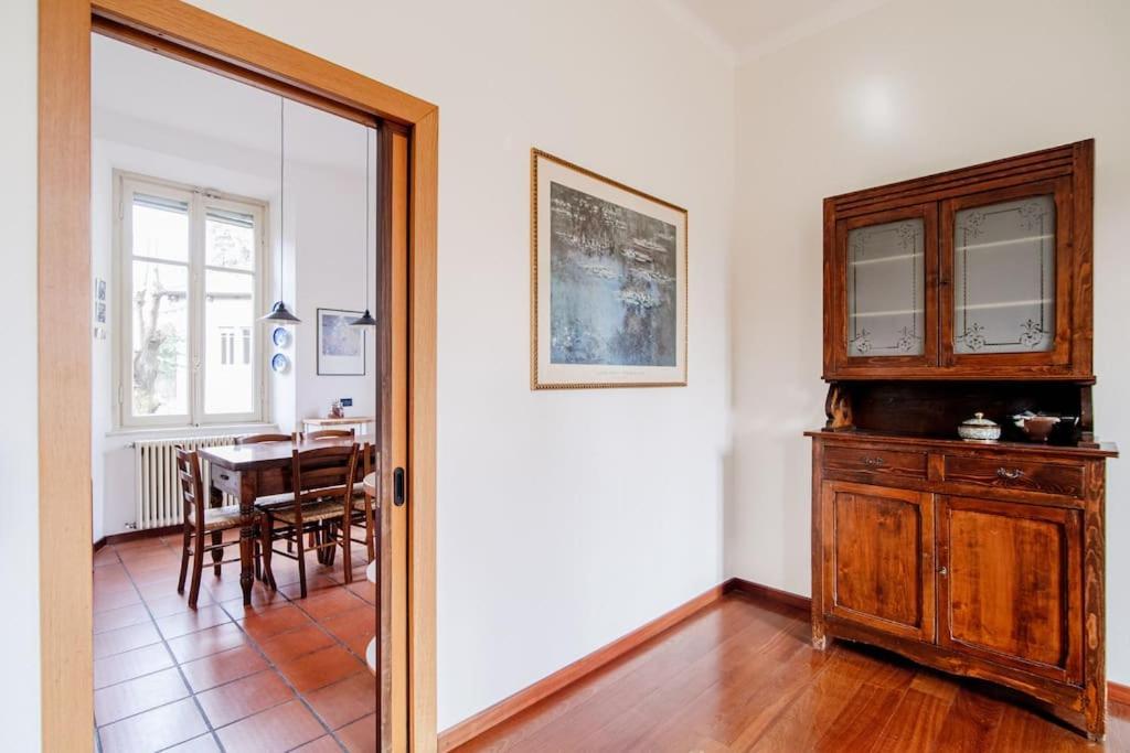 San Martino Apartment - Downtown Комо Екстер'єр фото