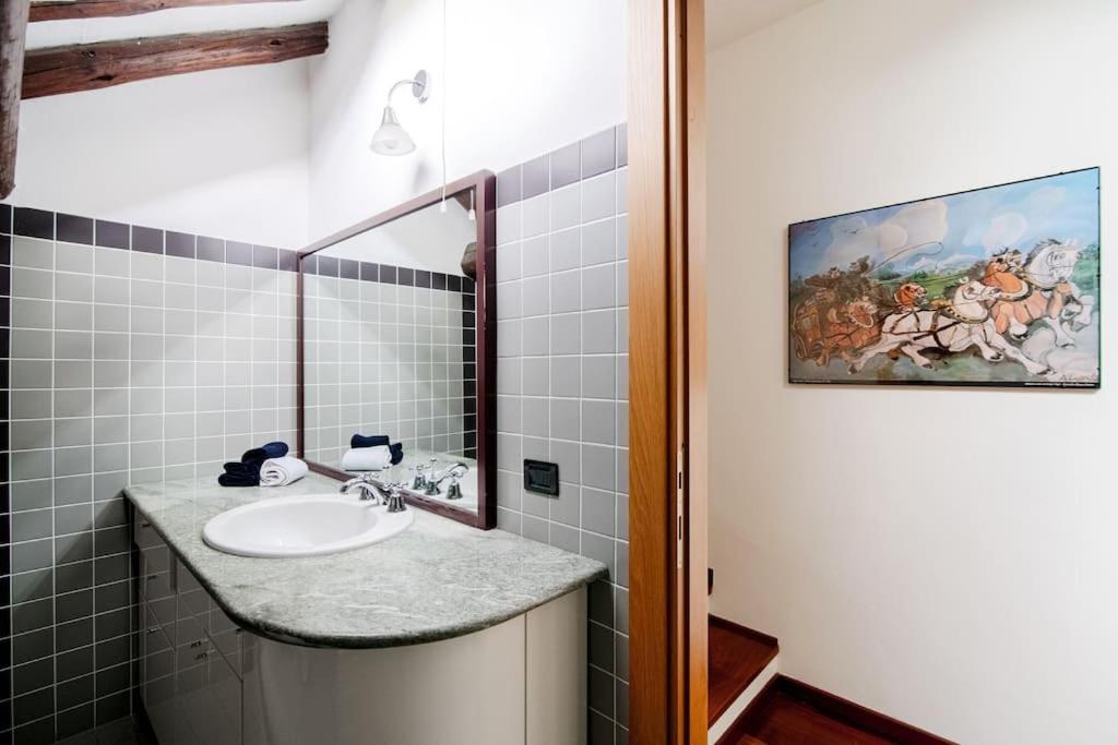 San Martino Apartment - Downtown Комо Екстер'єр фото